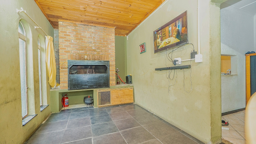 4 Bedroom Property for Sale in Summerville Western Cape